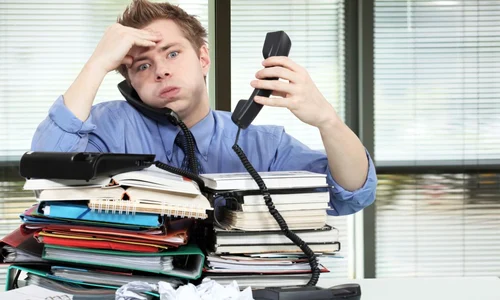 angajat stresat FOTO Shutterstock
