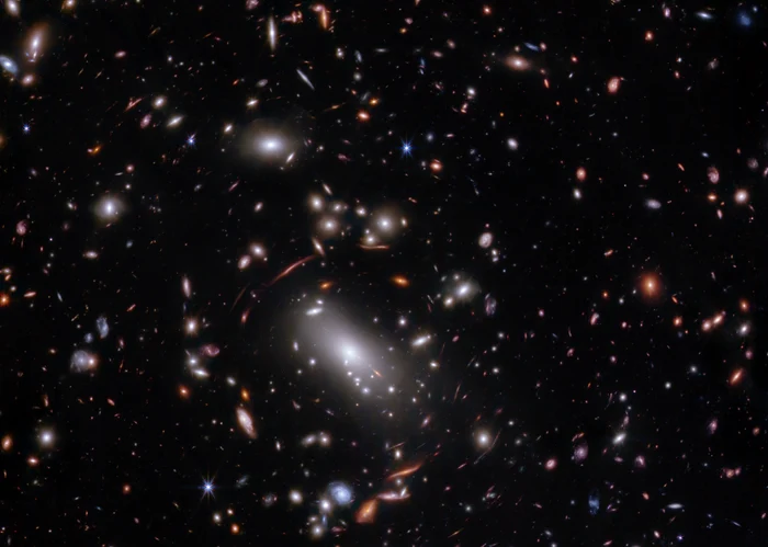 Imagini spectaculoase suprinse de telescopul NASA foto: NASA