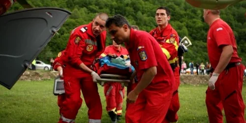 Victimele au fost transportate de urgenţă la spital foto Arhivă