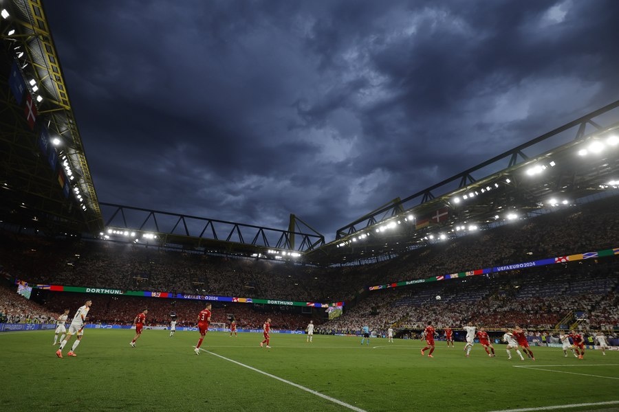 Meciul Germania - Danemarca, de la Euro 2024, întrerupt de arbitru dintr-un motiv rar întâlnit