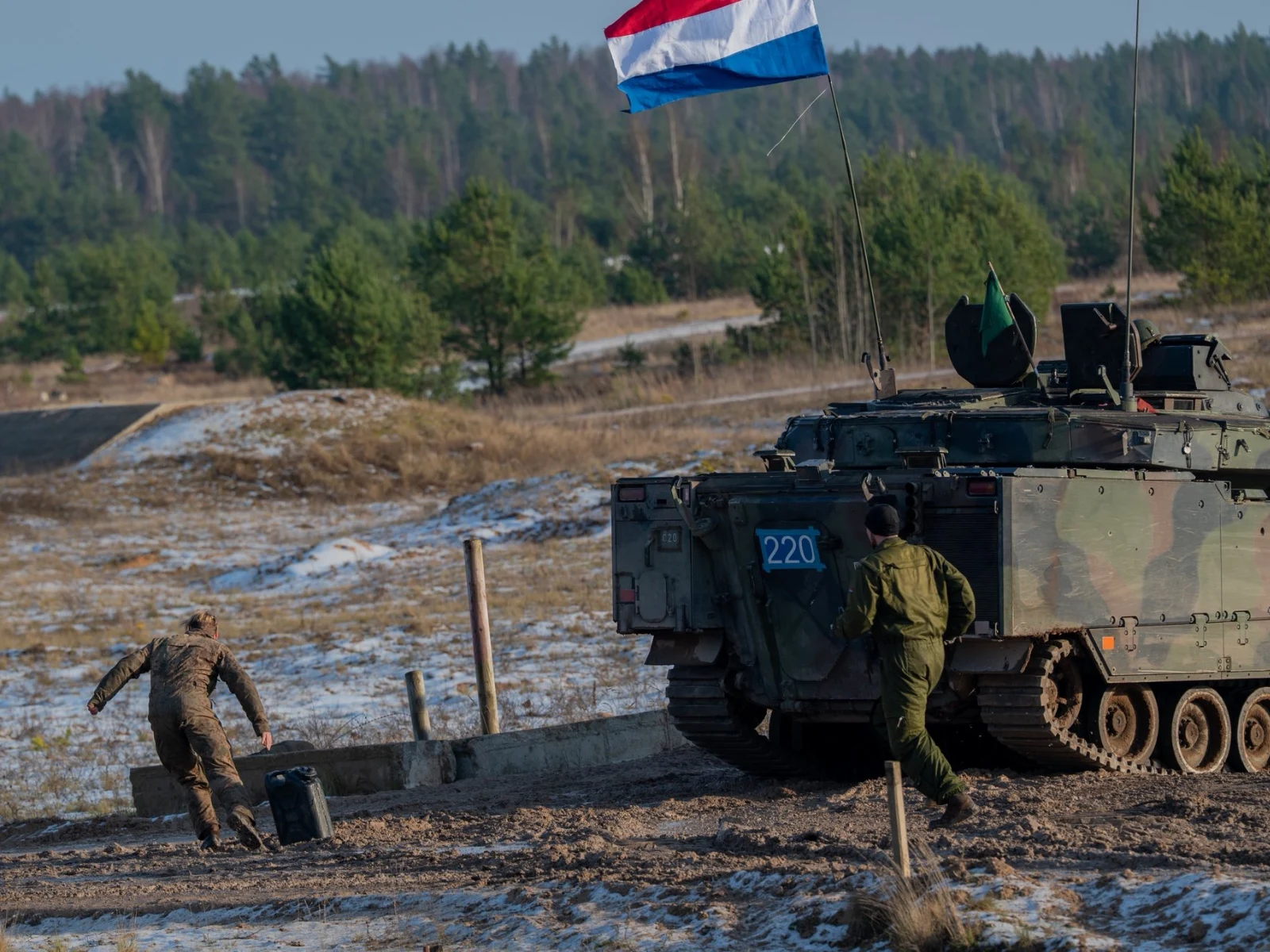 Țara care impune o „taxă pe libertate”, pentru a crește cheltuielile pentru apărare