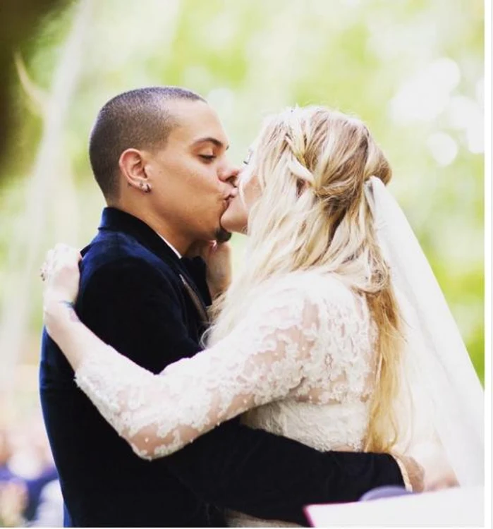 ashlee simpson evan ross nunta jpeg