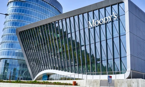 Moodys-shutterstock_1752660092