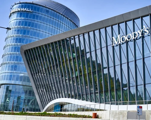 Moodys-shutterstock_1752660092