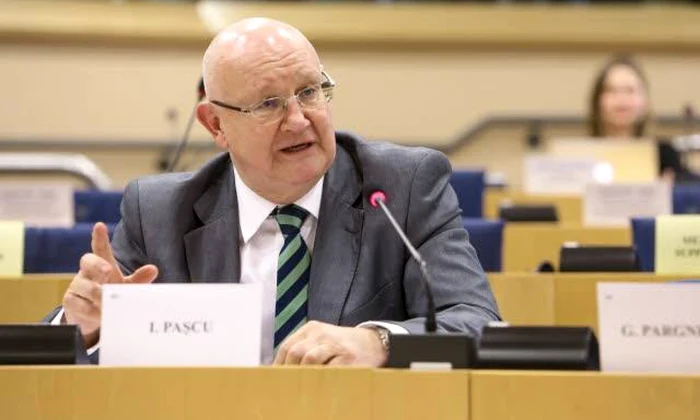 Ioan Mircea Paşcu la Parlamentul European Facebook