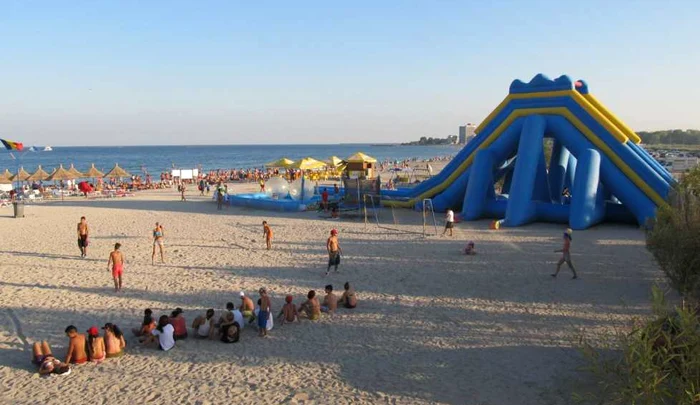 1 Mai pe litoral Arhivă Adevărul