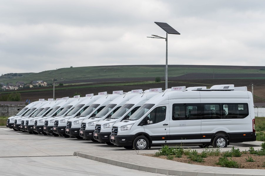 Romunski minister Pîslaru sprožil preiskavo glede nakupa električnih mikroavtobusov zaradi suma goljufije