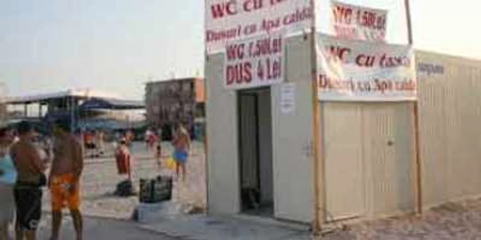 Constanţa: LITORAL 2009/Criza îi ţine pe turişti departe de toalete