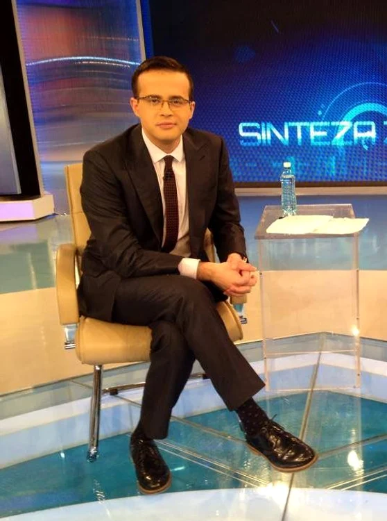 Mihai Gâdea, Adrian Ursu şi localizarea sediului Antena 3 pe tricouriFoto Facebook