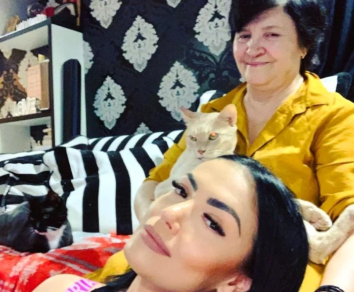 Andreea Mantea, alături de fiul ei, David