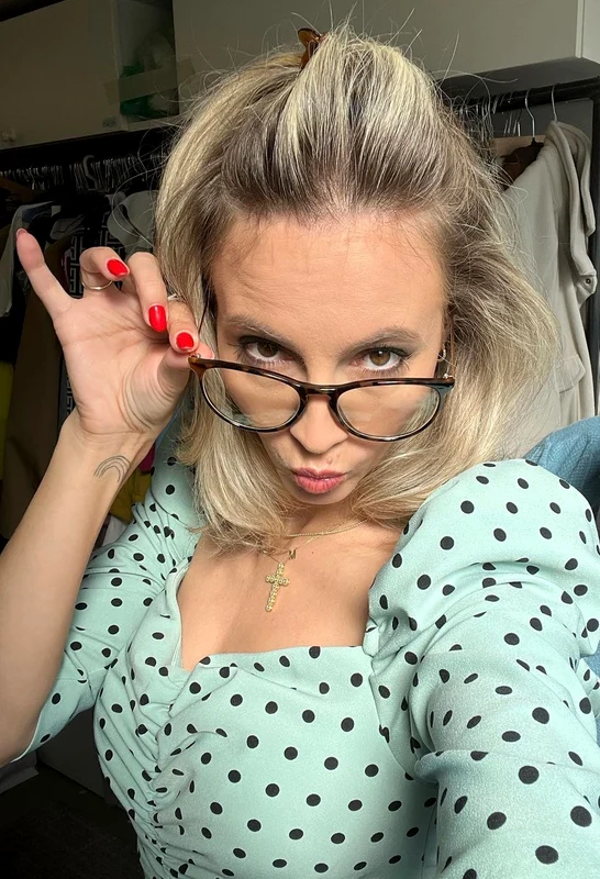 Andreea Perju (38 de ani) a primit cu brațele deschise propunerea de a juca în serialul „Bravo, tată”!