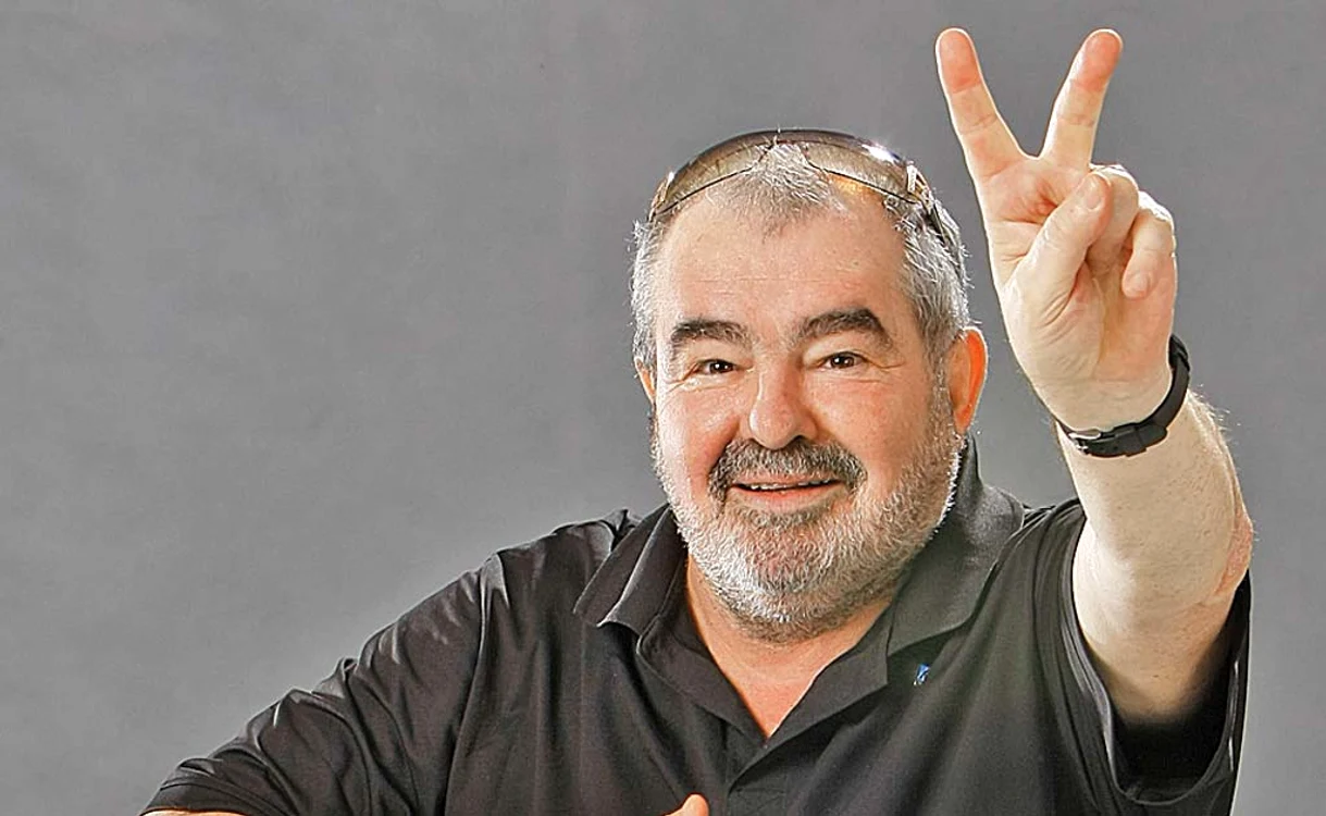 
    George Stanca  