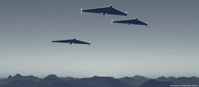 Prin valul de drone cu care s-a confruntat recent, Rusia testează noua strategie a României