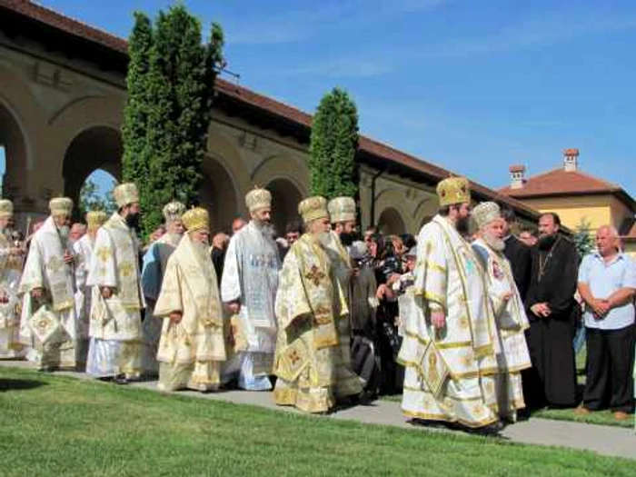 Irineu Pop este întronizat Arhiepiscop Ortodox de Alba Iulia