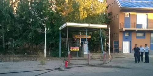 incendiu la o statie peco dezafectata