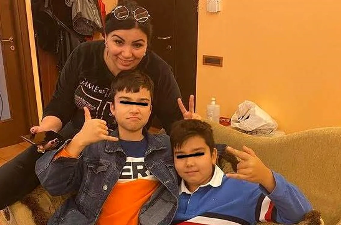 
    Adriana Bahmuțeanu îl amenință pe Prigoană cu un nou proces dacă nu respectă termenii custodieifoto: arhiva personală  