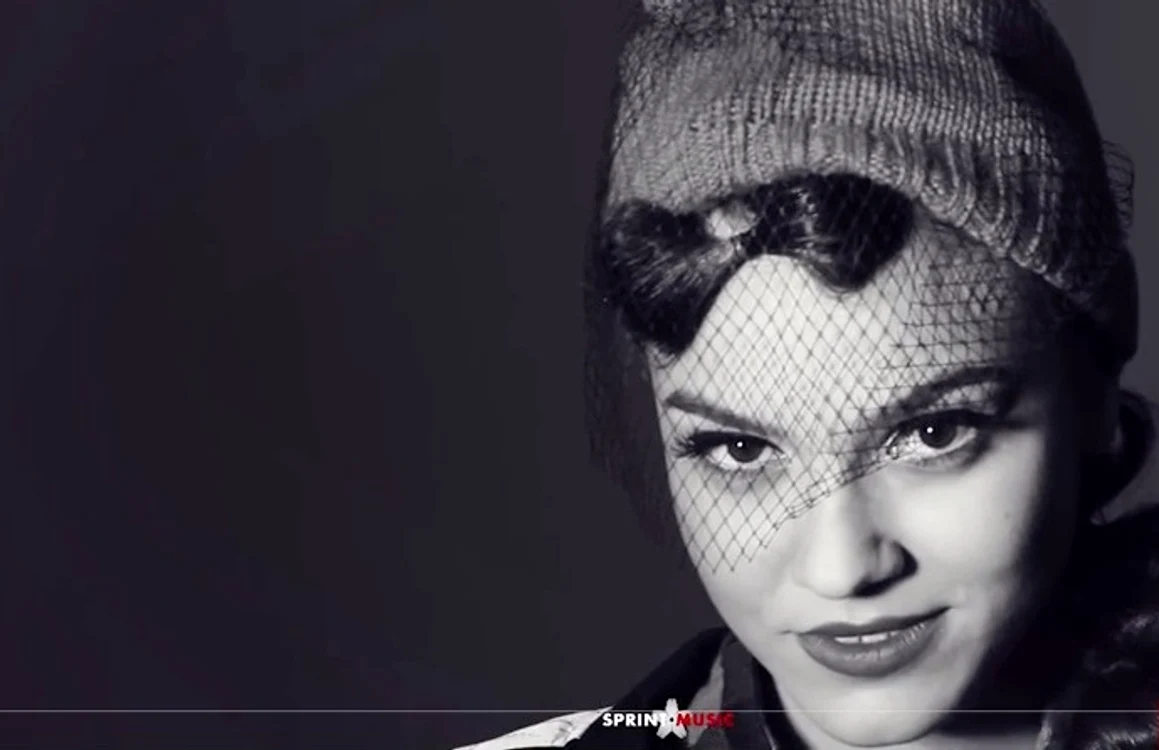 Cele mai sexy imagini cu fiica lui Adi Minunefoto: captură