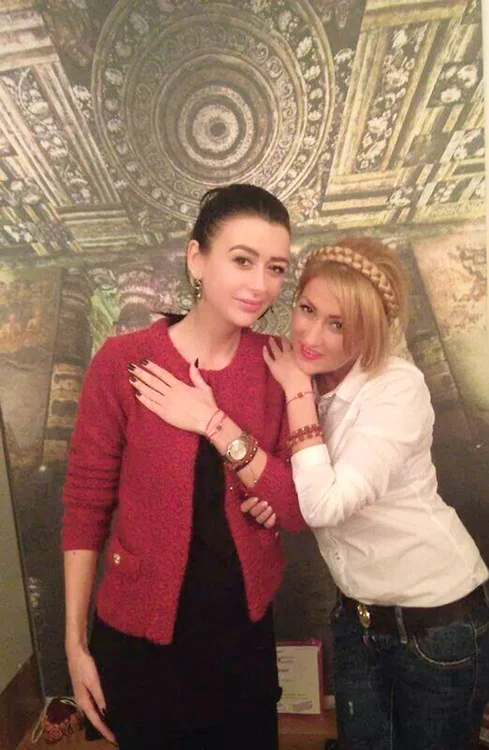 Surorile Tănase au mai vizitat de cinci ori mormântul duhovnicului