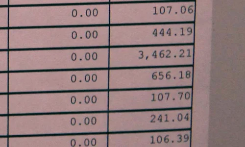 Familia Sobaru figurează cu datorii mari la întreţinere jpeg