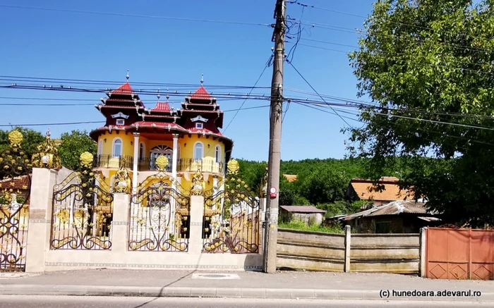 cartierul palatelor hunedoara foto daniel guta adevarul