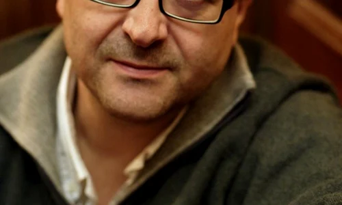 "Să îi modifici cititorului percepţia asupra vieţii"   interviu cu Javier CERCAS jpeg
