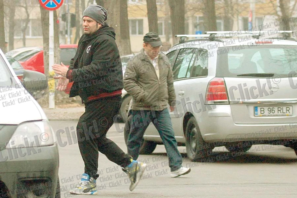 
    Merge greoi  din cauza  surplusului  de kilograme (FOTOGRAFII: BLITZ)  