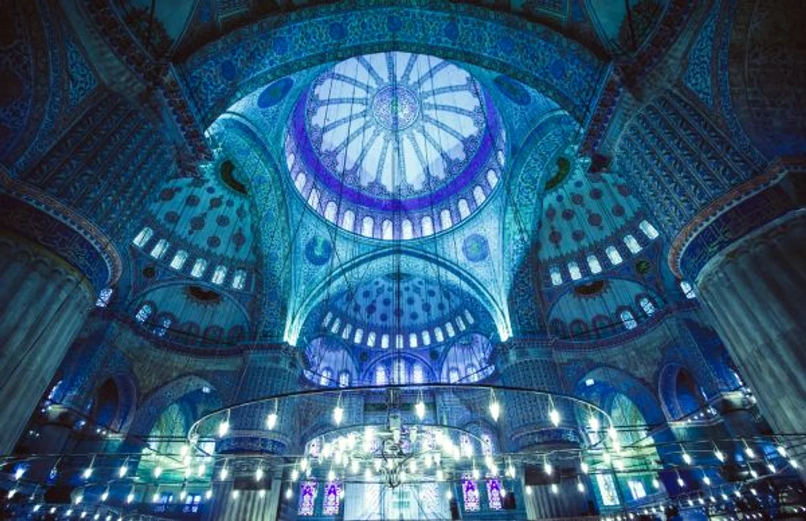 moscheea albastra istanbul foto shutterstock