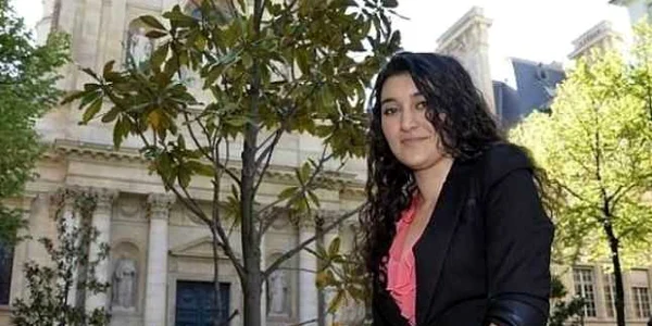 Tânăra de etnie romă din Craiova studiează la Sorbona  