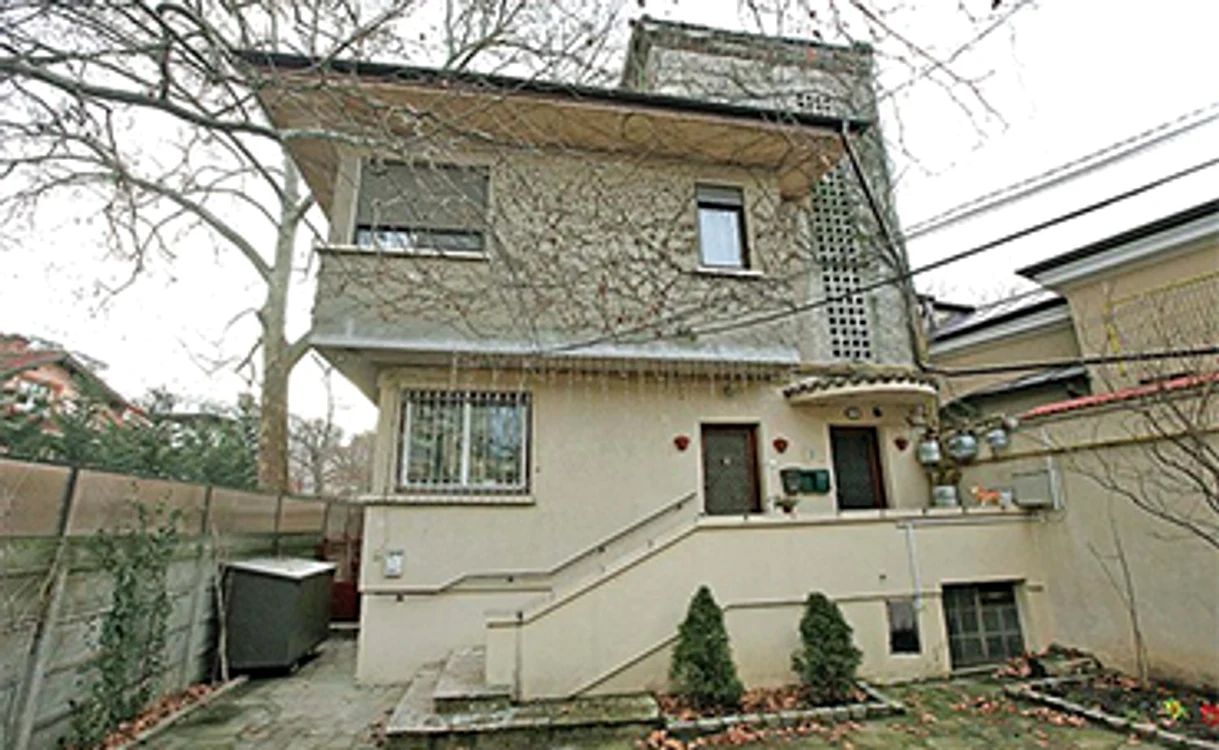 Vila din Bucureşti în care stă acum Doina 