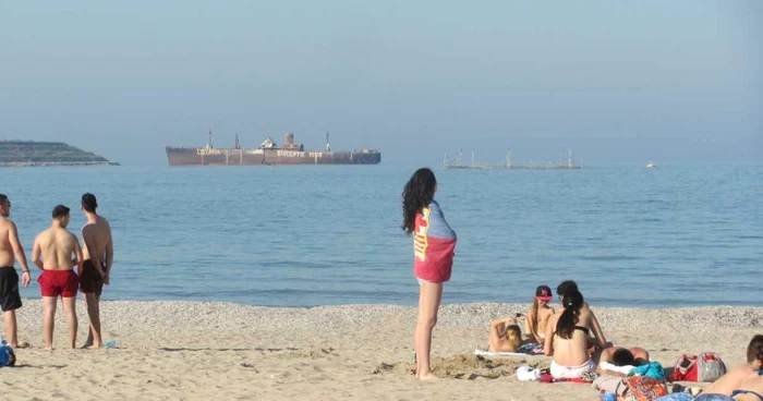 Frumoasa şi epava, embleme ale Costineştiului FOTO Sînziana Ionescu