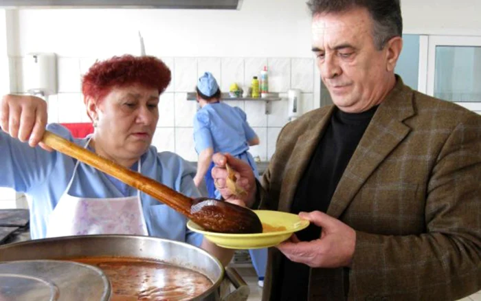 Din meniul de sărbători nu vor lipsi bucatele tradiţionale FOTO: Iulian Bunilă