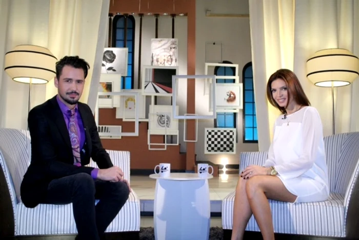 
    Alexandru Constantin și Cristina Spătar (43 de ani) au discutat la filmările unei noi ediții a emisiunii Constantin 60'foto: Arhiva Personală  