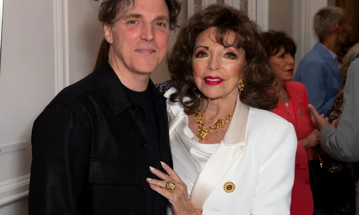 Joan Collins cu fiul Alexander Newley, Profimedia jpg