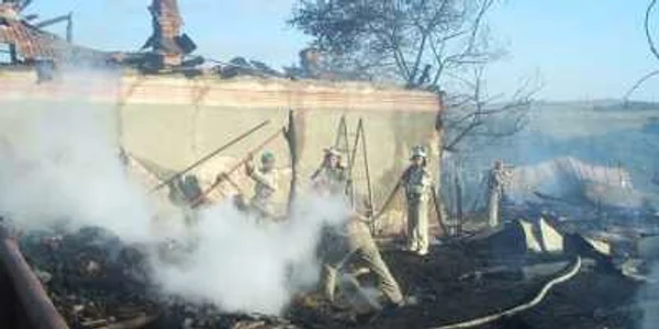Incendiul a fost stins în circa o oră. Foto: Arhivă