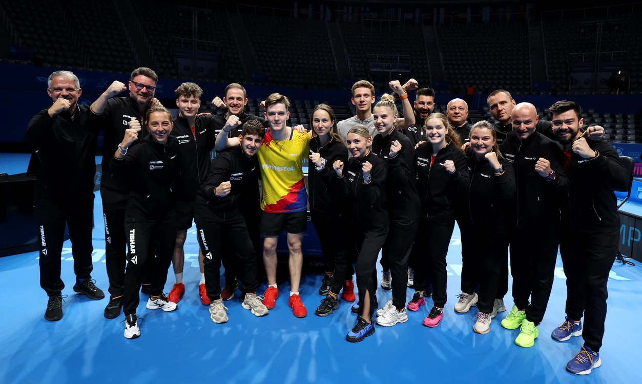 Fetele și băieții noștri scriu o pagină de istorie la Europenele de tenis de masă. Foto Facebok FRTM