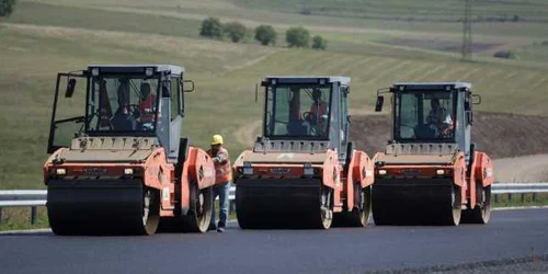 Dezvoltarea infrastructurii şi a agriculturii este vitală pentru redresarea economică