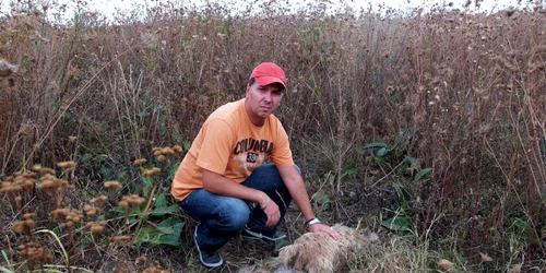 Bogdan Crăciun l-a găsit pe Aricel mort pe câmp, la câteva zile după ce acesta dispăruse Foto: Alex Policală