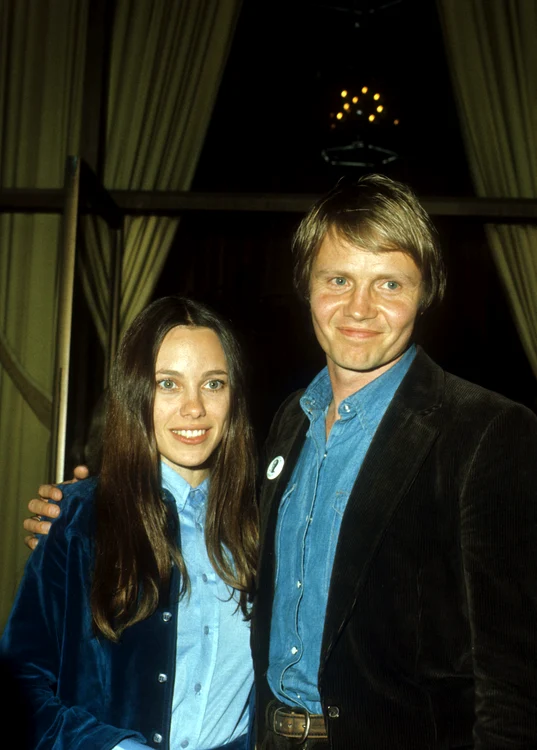 Marcheline și Jon Voight