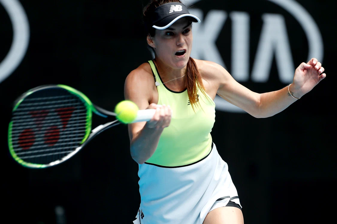
    Sorana Cîrstea se află pe locul 70 în clasamentul WTA la ziFoto: EPA-EFE  