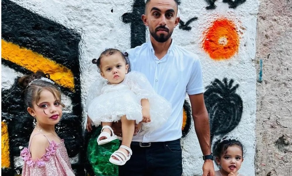 „Cine îmi va spune «tată»?” Drama unui palestinian care și-a pierdut 103 rude în bombardamentele Israelului asupra Fâşiei Gaza