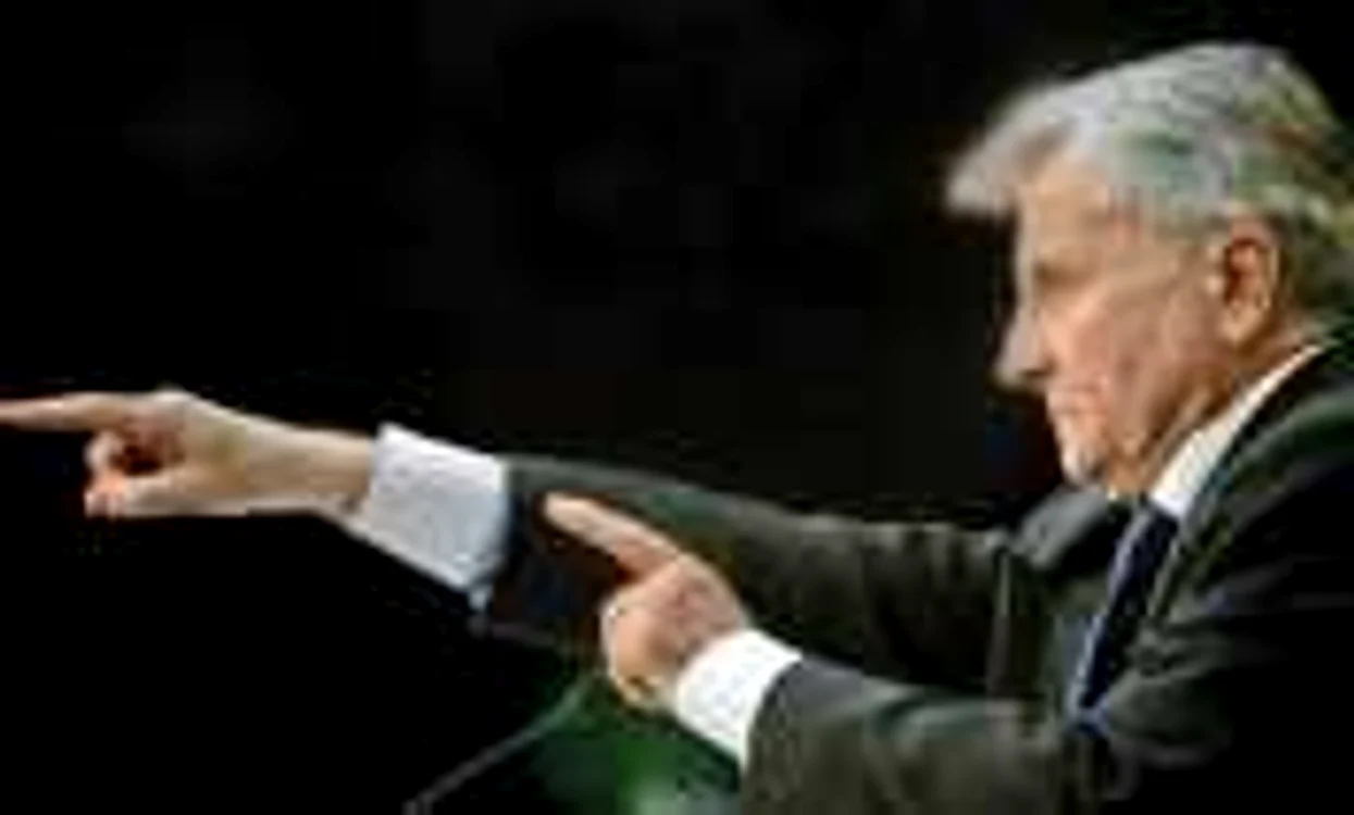 "Stabilitatea financiară din zona euro este marcată de semnale roşii de risc",Jean-Claude Trichet, preşedintele BCE