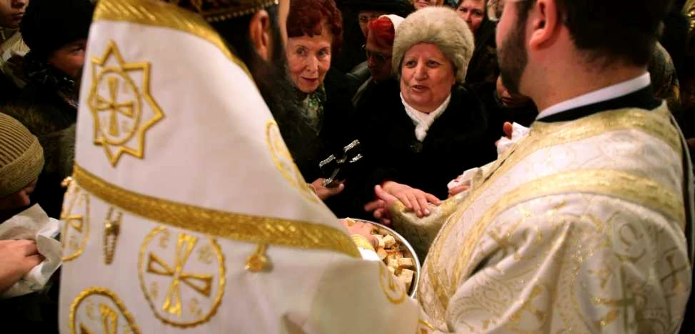 Eroii neamului românesc vor fi pomeniţi în toate bisericile din ţară şi din străinătate de Ziua Naţională