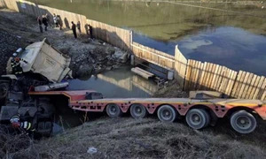accident Vâlcea foto IPJ Vâlcea jpg
