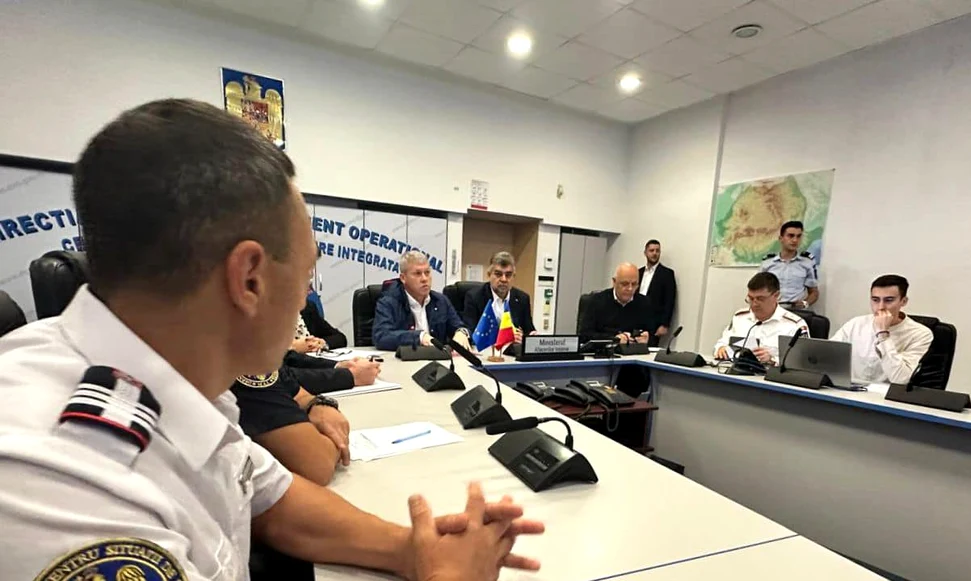 Premierul Ciolacu, la comandamentul de la MAI FOTO: FB