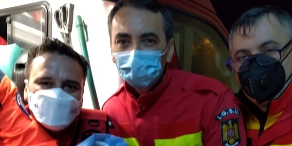 bebelus nascut in ambulanta campulung muscel