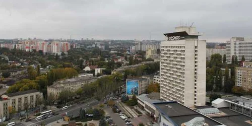 chisinaul vazut de la inaltime turnul de apa