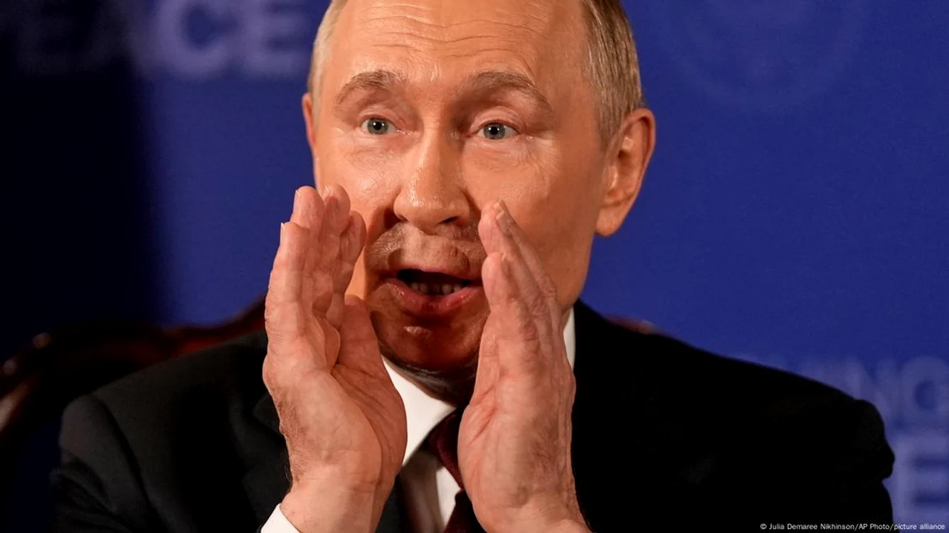 Putin a pretins că nu înţelege ce îl întreabă jurnaliştii
