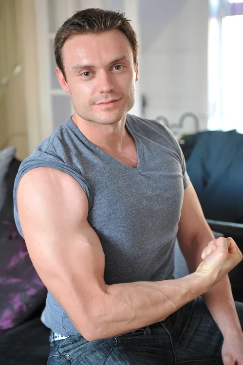 Mike e acum instructor de fitness