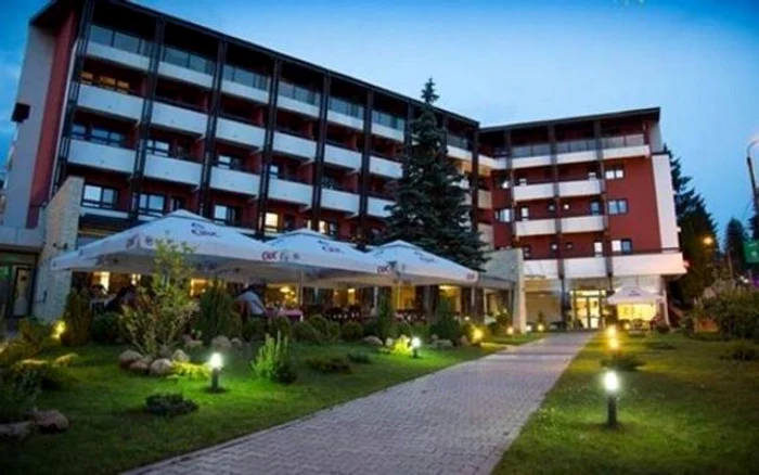 FOTO Hotel Carpaţi