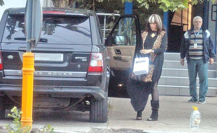 Mihaela este dărâmată după ce bărbatul cu care a fost căsătorită 28 de ani a suferit un stop cardio-respirator luni dimineața